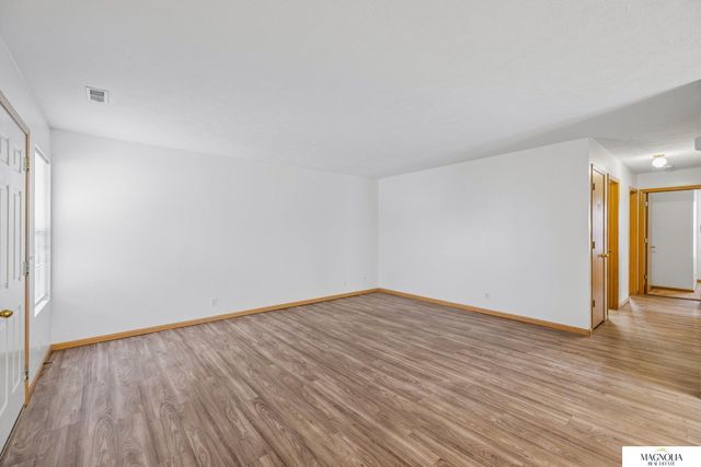 526 Lamont Drive, Lincoln, NE 68528