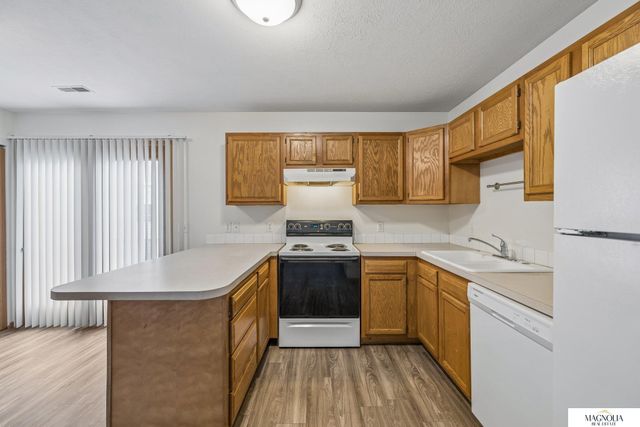 526 Lamont Drive, Lincoln, NE 68528