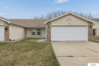 526 Lamont Drive, Lincoln, NE 68528