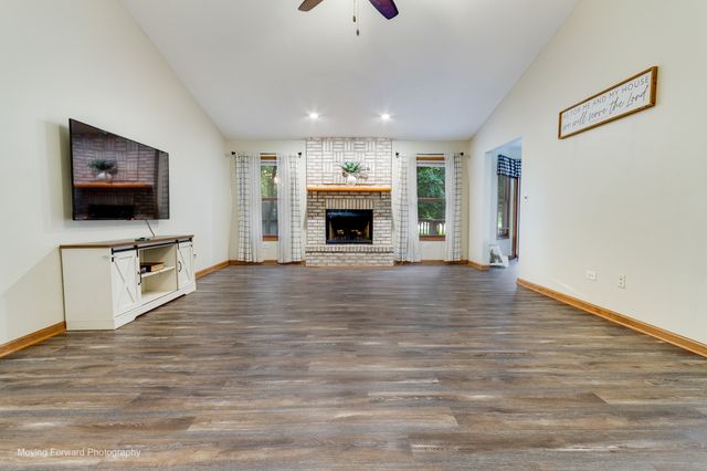 108 S Union Street, Newark, IL 60541