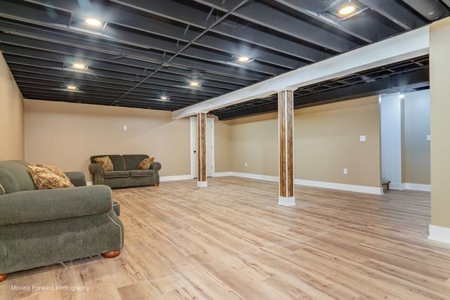 108 S Union Street, Newark, IL 60541