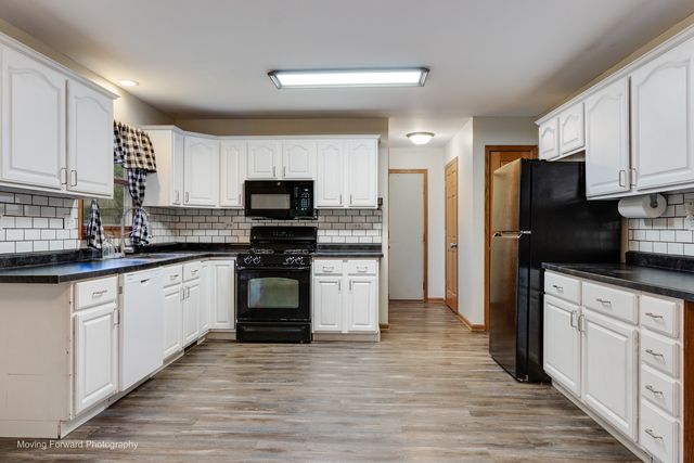 108 S Union Street, Newark, IL 60541