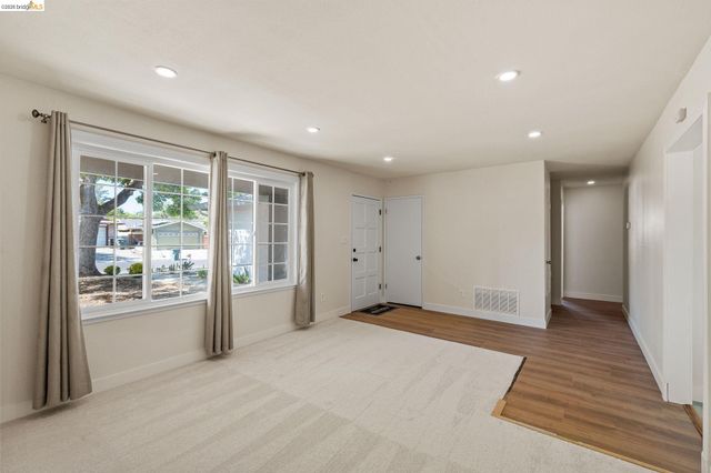 2 Viking Way, Pittsburg, CA 94565