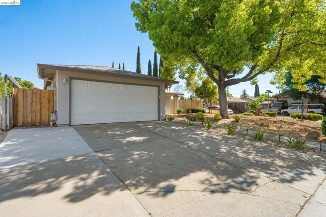 2 Viking Way, Pittsburg, CA 94565