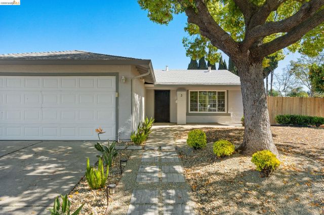 2 Viking Way, Pittsburg, CA 94565