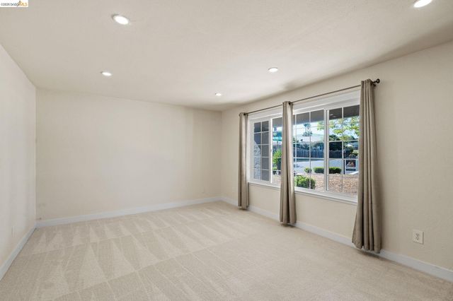 2 Viking Way, Pittsburg, CA 94565