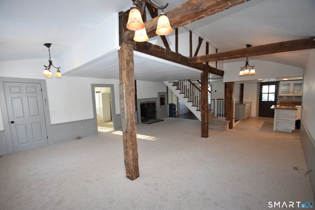 298 Naubuc Avenue, Glastonbury, CT 06033