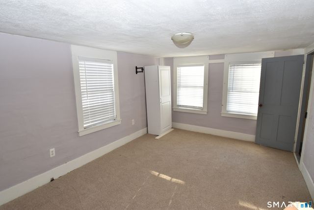 298 Naubuc Avenue, Glastonbury, CT 06033