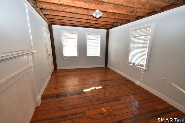 298 Naubuc Avenue, Glastonbury, CT 06033