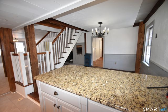 298 Naubuc Avenue, Glastonbury, CT 06033