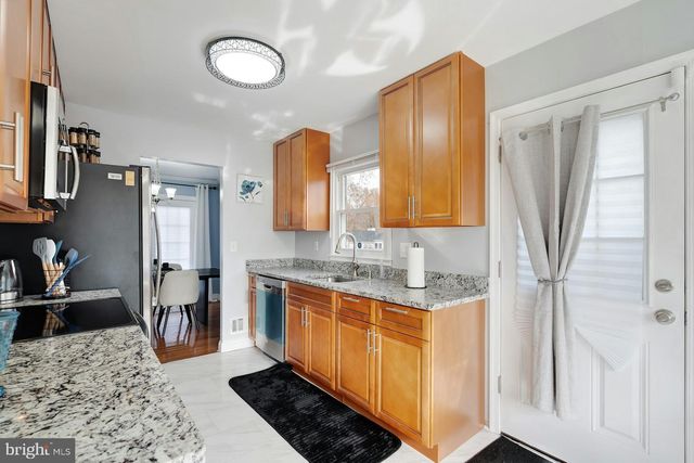 900 E TANTALLON DR, Fort Washington, MD 20744