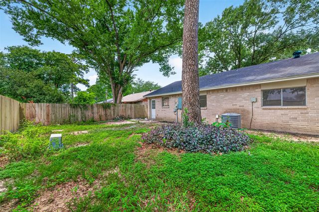 4502 Quailgate Drive, Spring, TX 77373