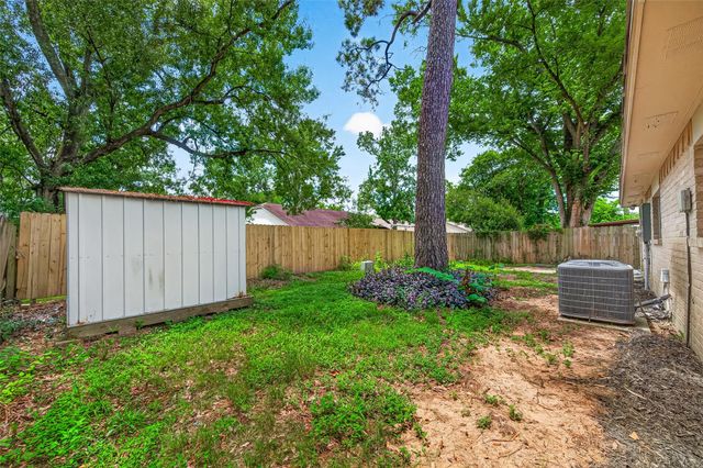 4502 Quailgate Drive, Spring, TX 77373