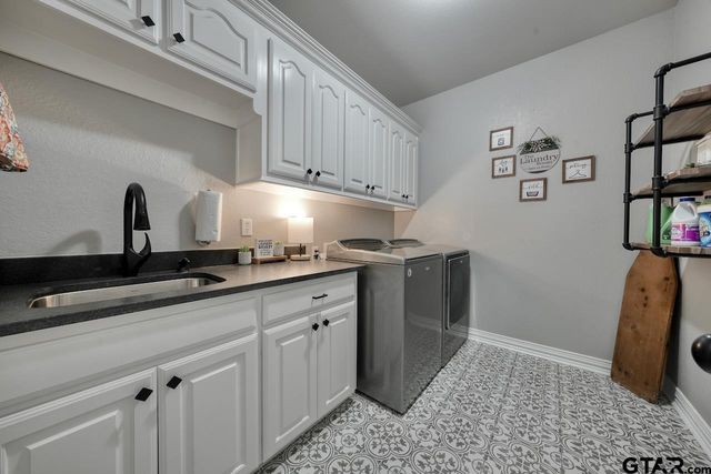 13669 Karah Lane, Lindale, TX 75771