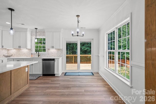 2751 Bridgeport Drive, Winston Salem, NC 27103
