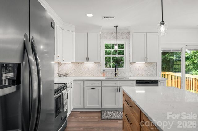 2751 Bridgeport Drive, Winston Salem, NC 27103