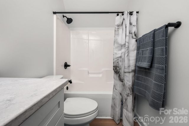 2751 Bridgeport Drive, Winston Salem, NC 27103