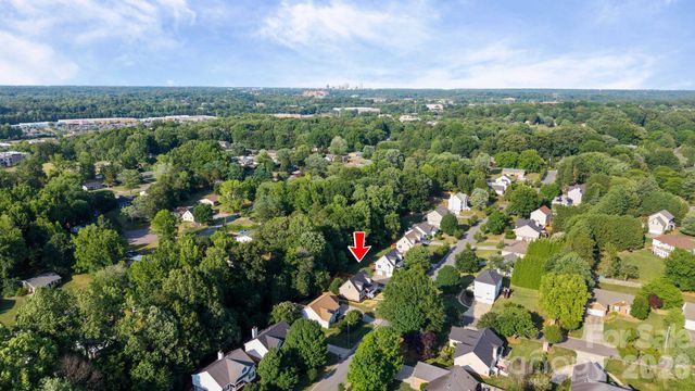 2751 Bridgeport Drive, Winston Salem, NC 27103