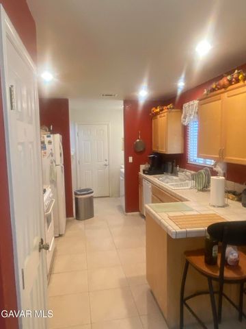 8373 Ironwood Avenue, California City, CA 93505