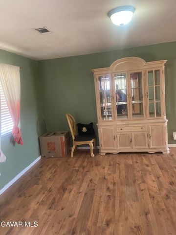 8373 Ironwood Avenue, California City, CA 93505