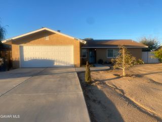 8373 Ironwood Avenue, California City, CA 93505