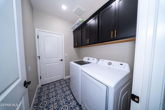 14828 Jack White Avenue, El Paso, TX 79938