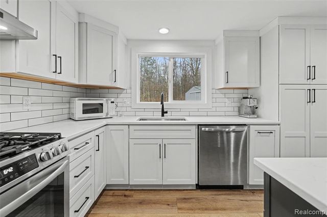 4835 Little Cedar Creek Drive, Attica, MI 48412