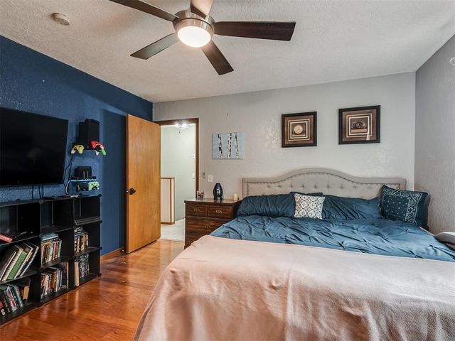 9813 SW 104th Street, Mustang, OK 73064