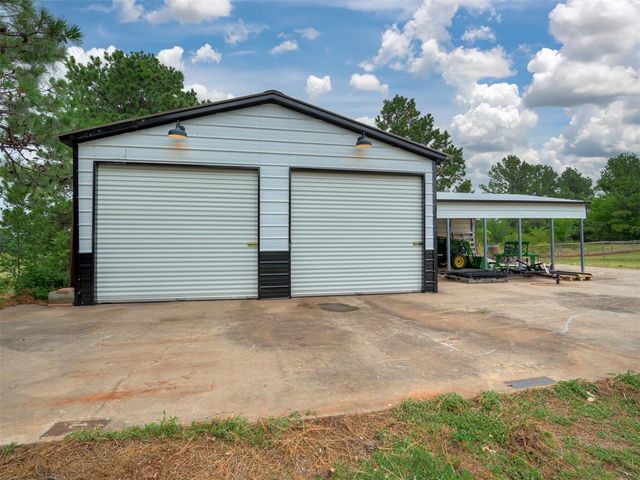 9813 SW 104th Street, Mustang, OK 73064