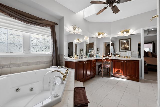 8495 O'dowling Drive, Onsted, MI 49265