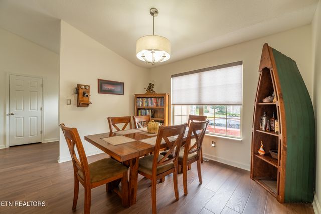 124 Hartford Village Way, Kingston, TN 37763