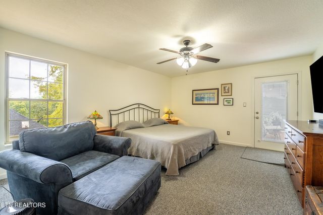 124 Hartford Village Way, Kingston, TN 37763