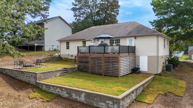 124 Hartford Village Way, Kingston, TN 37763