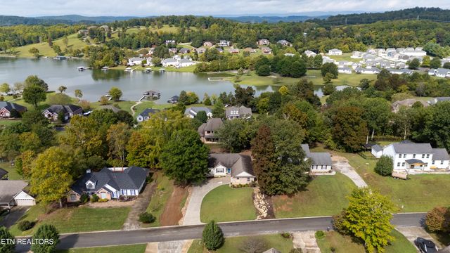 124 Hartford Village Way, Kingston, TN 37763