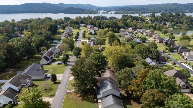 124 Hartford Village Way, Kingston, TN 37763