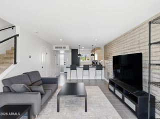 4701 N 68TH Street 214, Scottsdale, AZ 85251