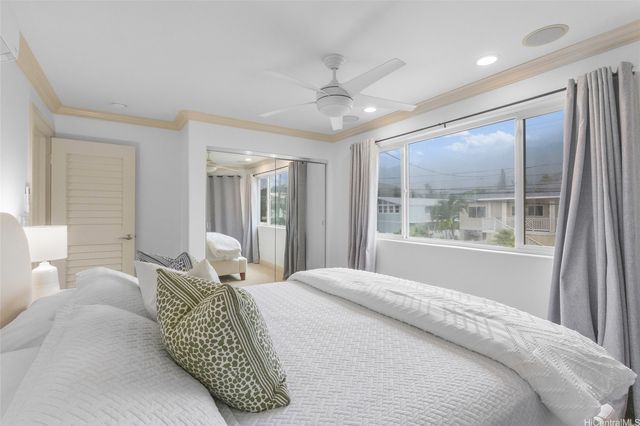 53-853 Kamehameha Highway, Hauula, HI 96717