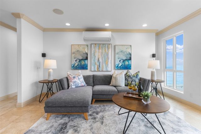 53-853 Kamehameha Highway, Hauula, HI 96717