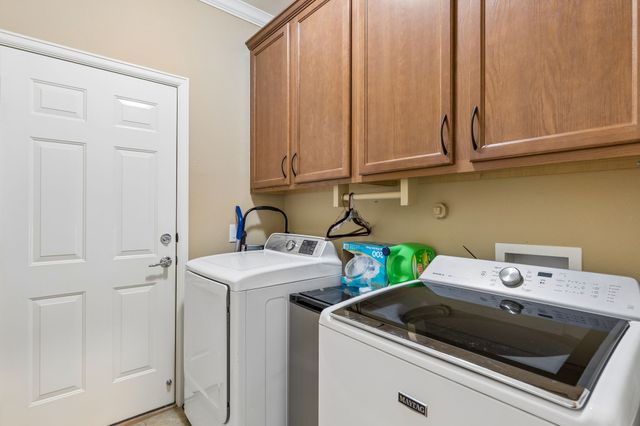 6625 Algarve Drive, Denton, TX 76210