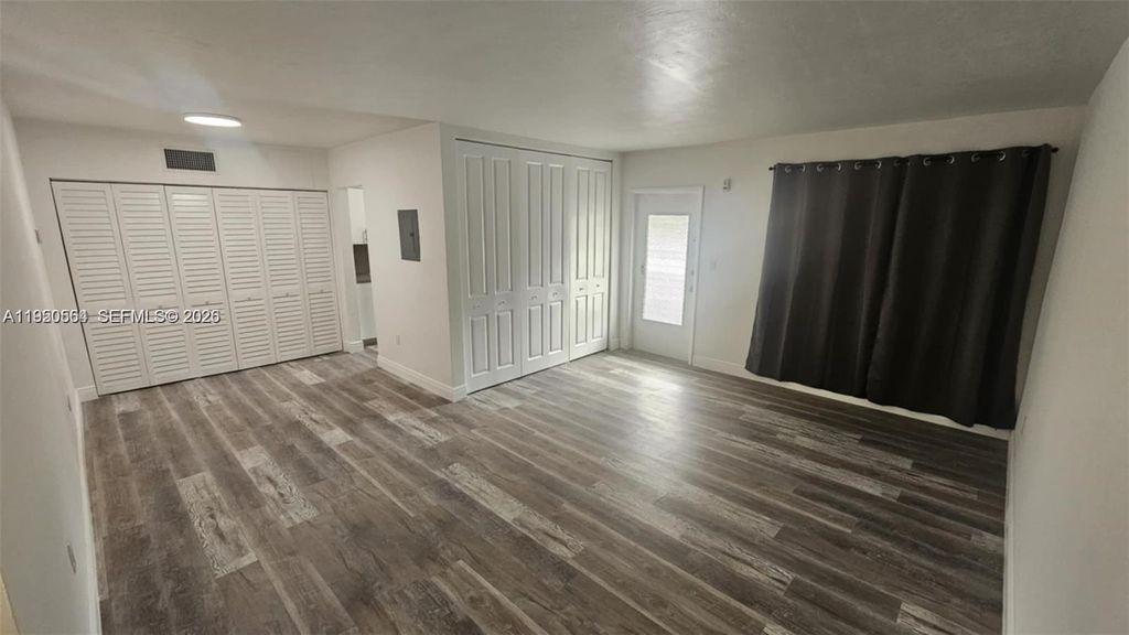 1500 NE 127th Street 103, North Miami, FL 33161
