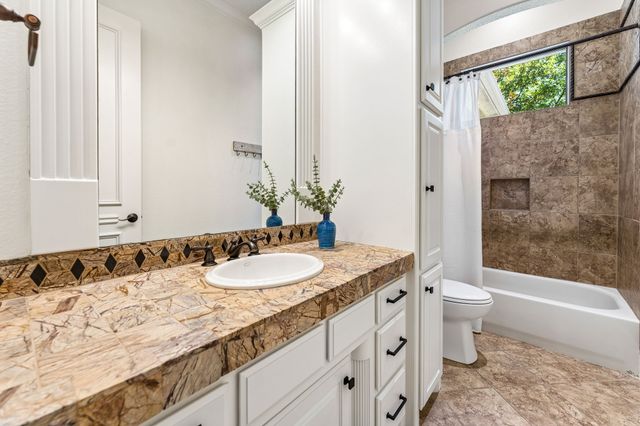 2409 Spyglass Court, Keller, TX 76248