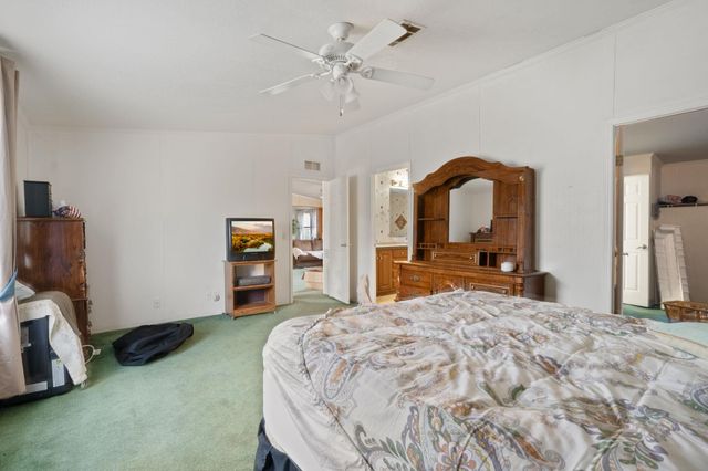 1319 County Road C, Lexington, TX 78947