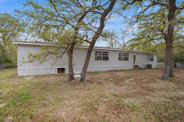 1319 County Road C, Lexington, TX 78947
