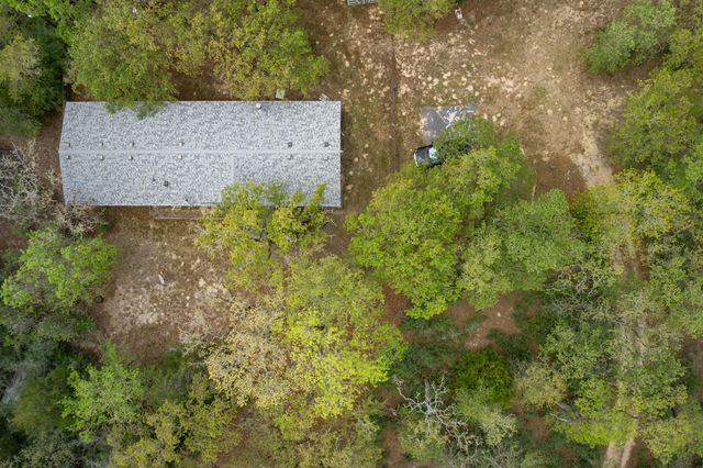 1319 County Road C, Lexington, TX 78947