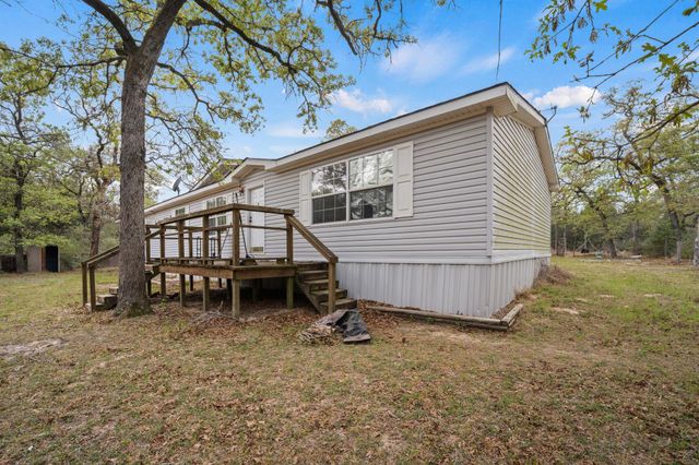 1319 County Road C, Lexington, TX 78947
