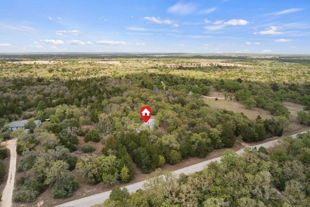 1319 County Road C, Lexington, TX 78947