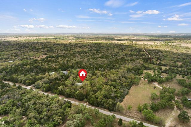 1319 County Road C, Lexington, TX 78947