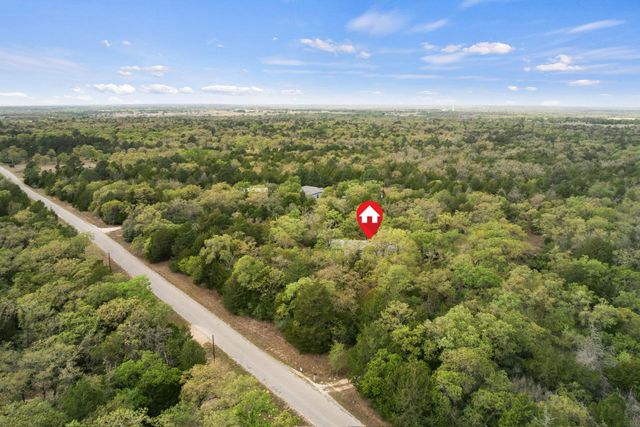 1319 County Road C, Lexington, TX 78947