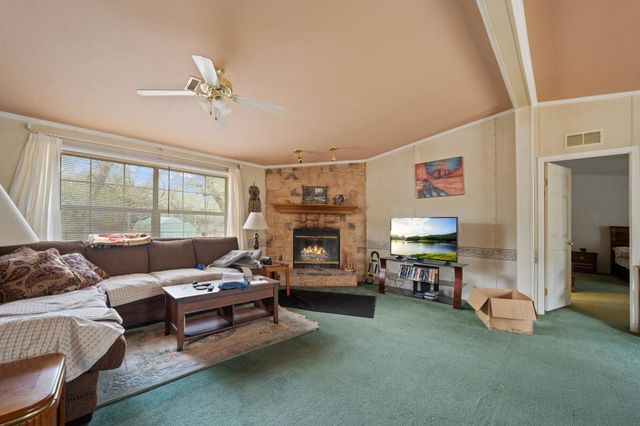 1319 County Road C, Lexington, TX 78947