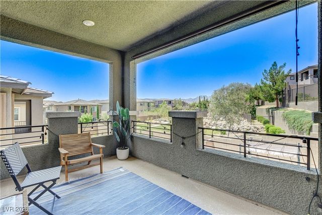 689 Rogue Wave Street, Las Vegas, NV 89138